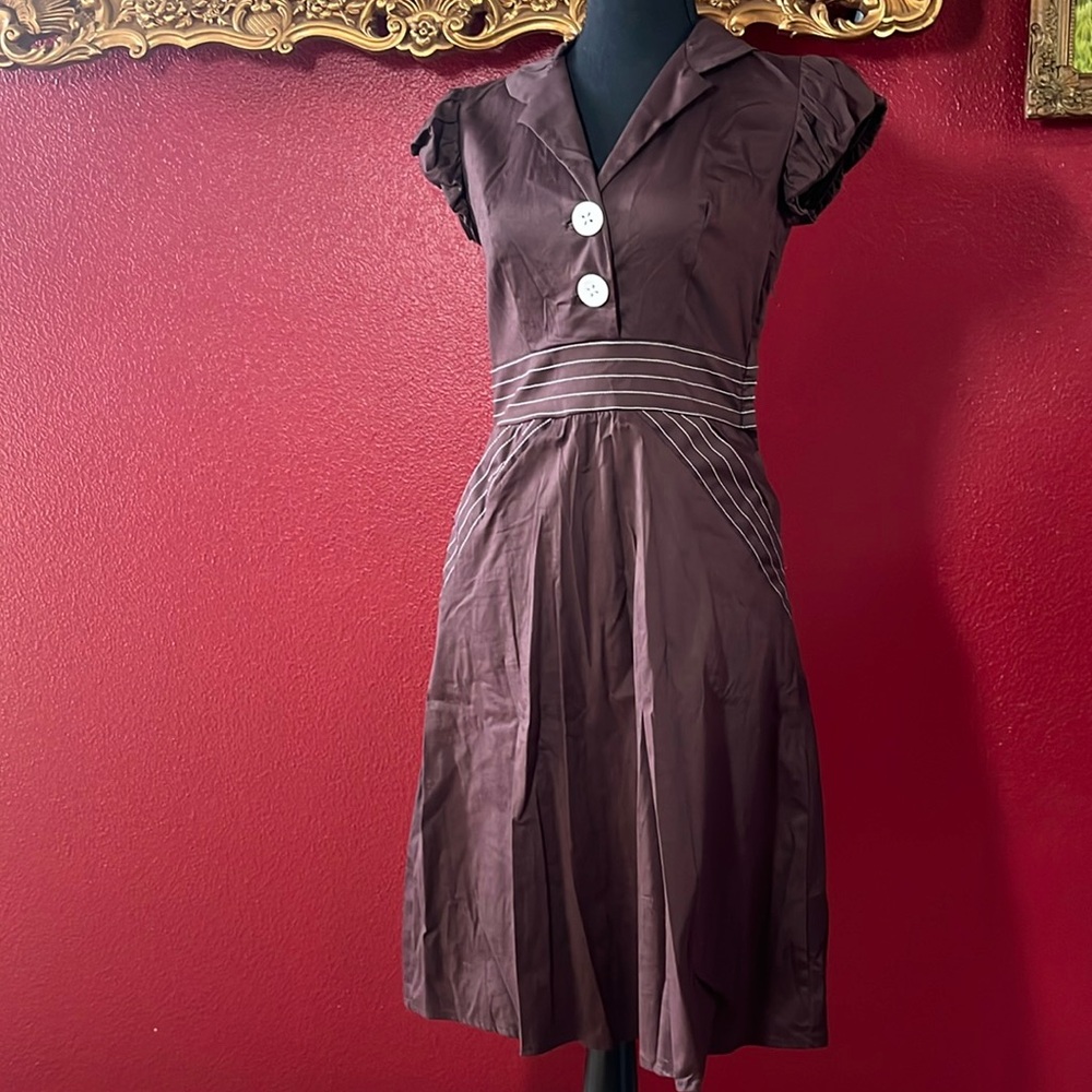 Ruby Rox size 5 dress brown cap sleeve shin length
